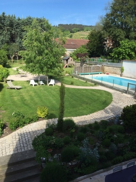 Les Perséides, terrain et piscine